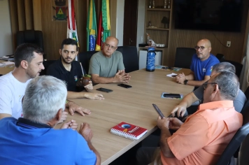 Importante apresentação de cultivo de melancias.